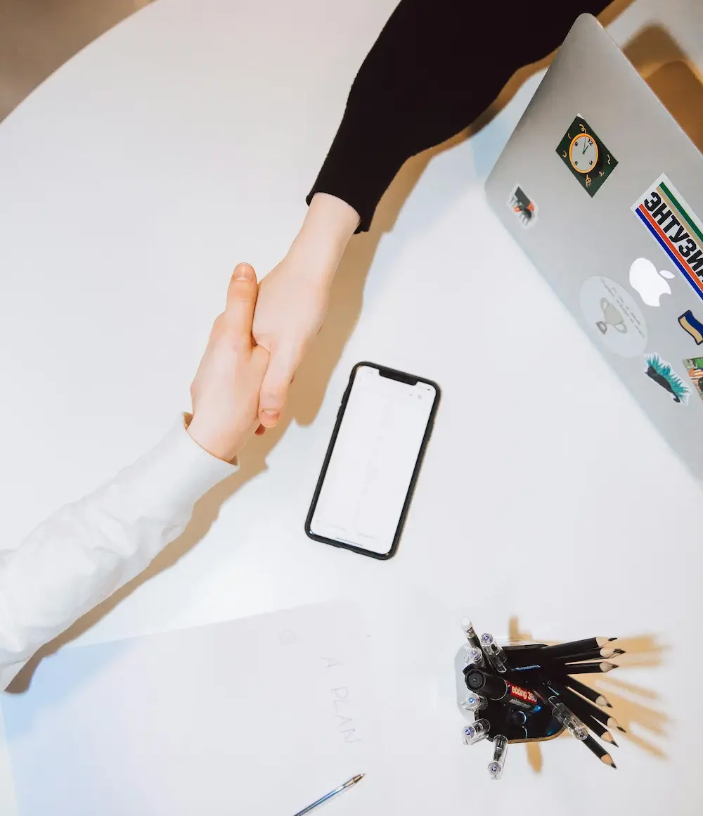 Foto VivaLand Homepage Erfolg Hand reichen einig